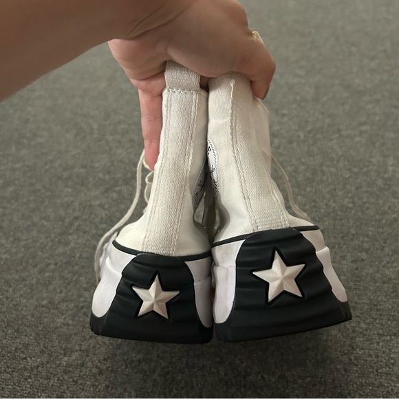 Converse Run Star Hike Lugged Hi Top in Cream, Black, & Gum Women’s Size 7 - Picture 10 of 16